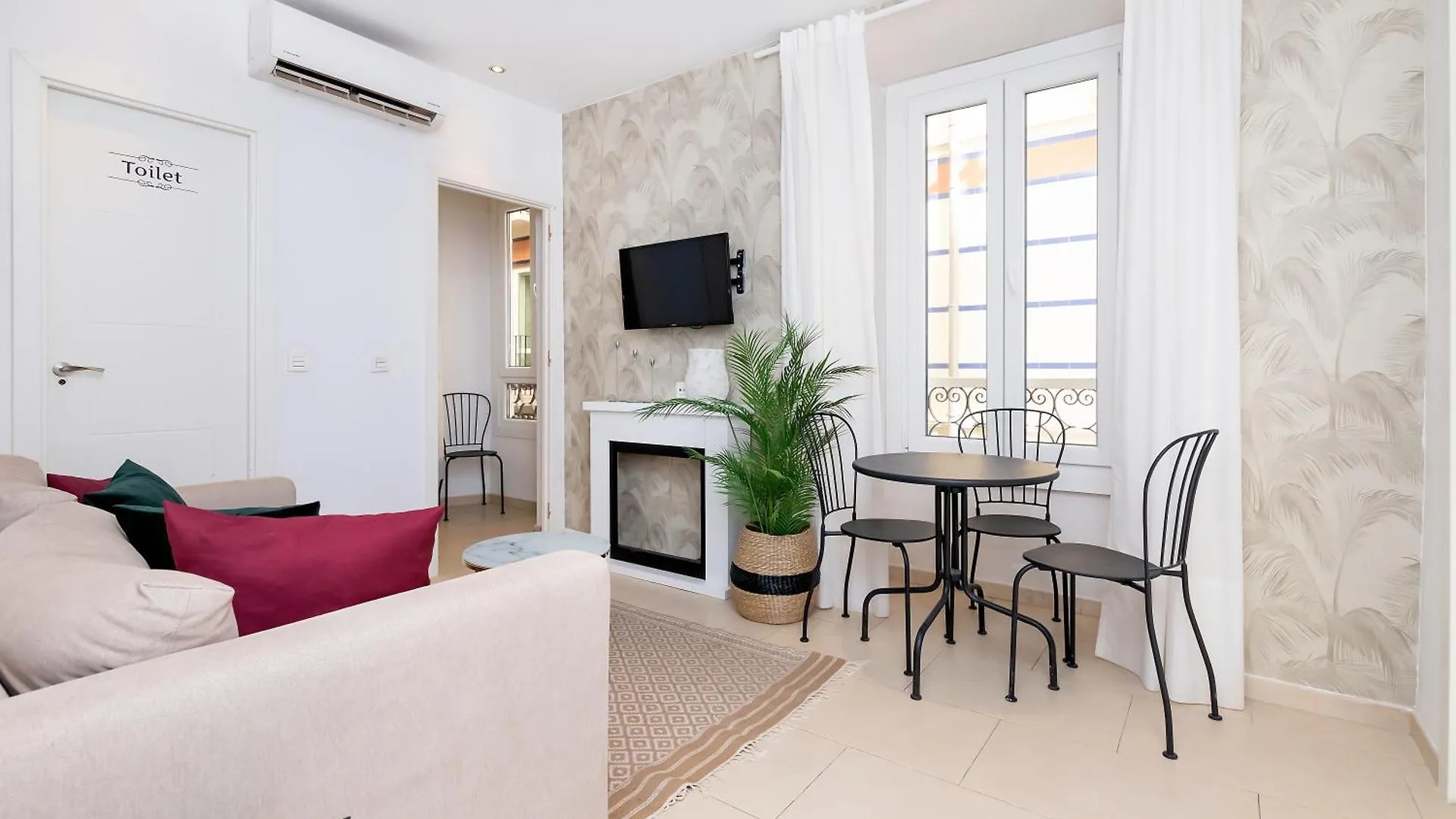 Apartamentos Juan De Padilla Malaga 0*,